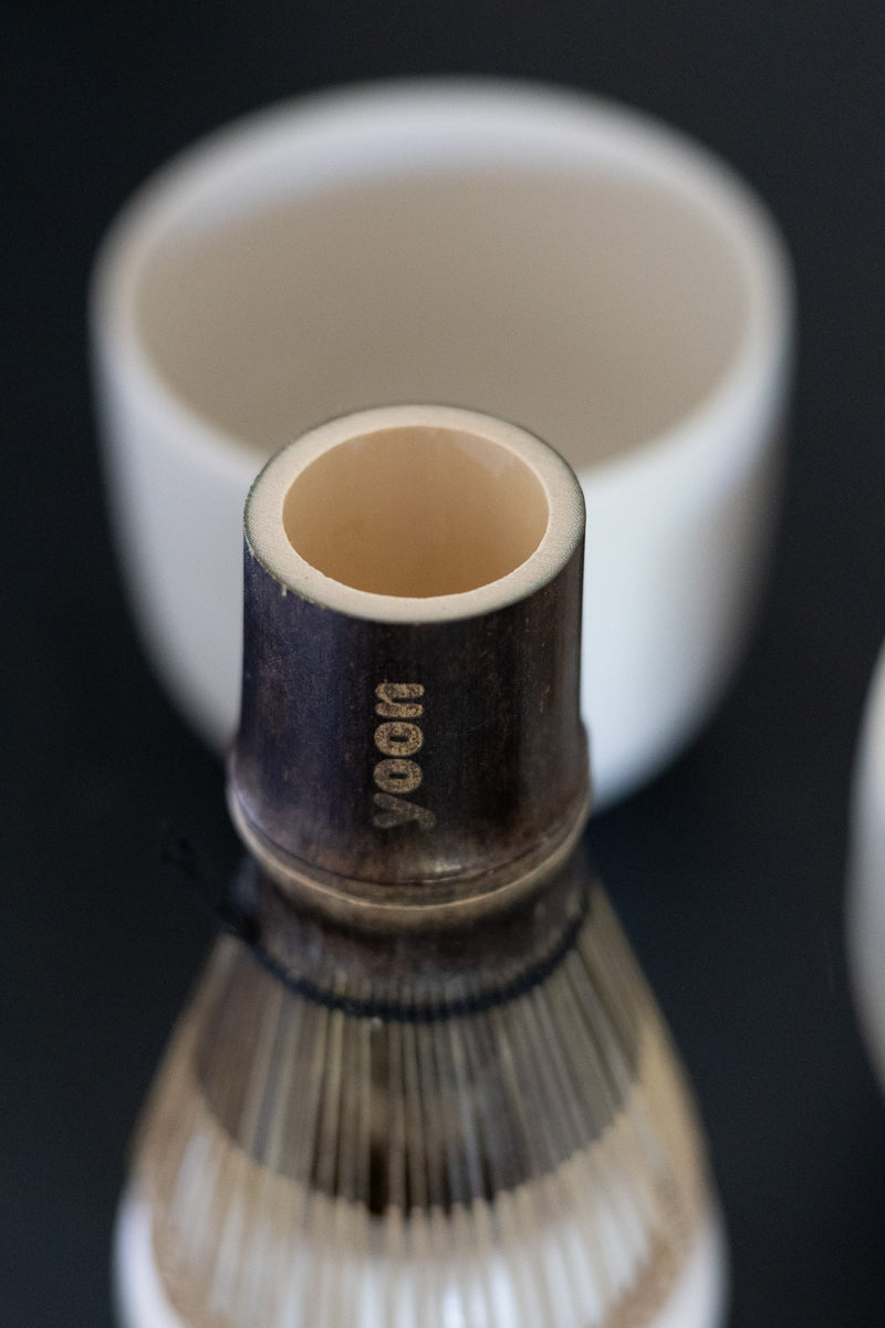 Matcha Tealeaves with hand