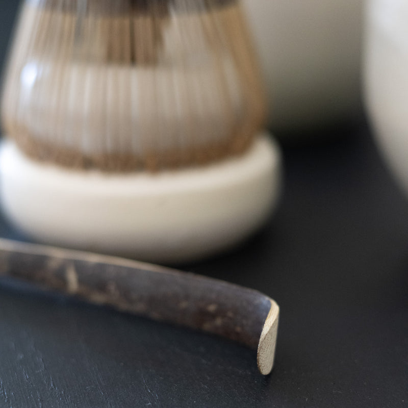 Matcha Tealeaves with hand